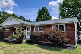320 E Landis St, Coopersburg, PA 18036 - Photo 3
