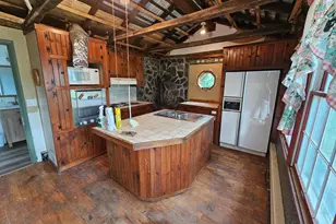 9128 Slateville Rd, Kempton, PA 19529 - Photo 7