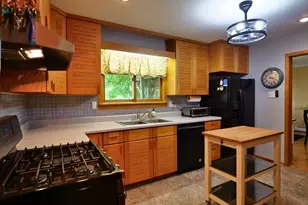 2233 Aster Rd, Macungie, PA 18062 - Photo 7