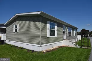 7424 Marquis Dr, Trexlertown, PA 18087 - Photo 3