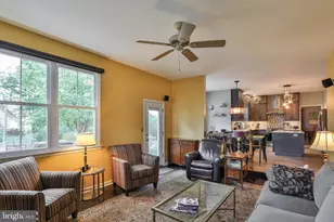 4826 Somerset Ln, Macungie, PA 18062 - Photo 15