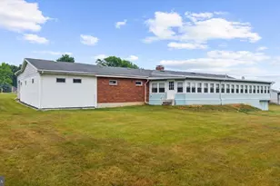 5824 Holiday Dr, Allentown, PA 18104 - Photo 33
