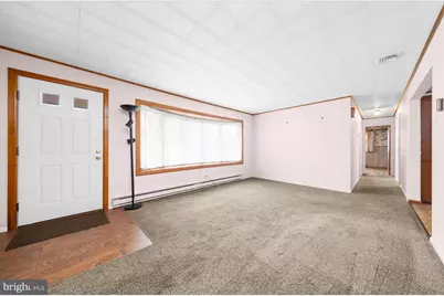 5824 Holiday Drive, Allentown, PA 18104 - Photo 5