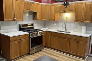 317 N 13th St, Allentown, PA 18102 - Photo 3