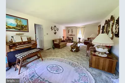 5705 Bel Air Drive, Coopersburg, PA 18036 - Photo 7
