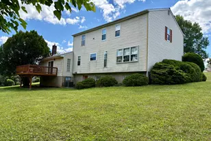 5705 Bel Air Dr, Coopersburg, PA 18036 - Photo 27