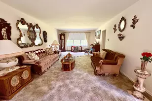 5705 Bel Air Dr, Coopersburg, PA 18036 - Photo 5