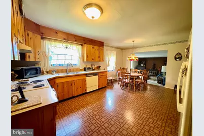 5705 Bel Air Drive, Coopersburg, PA 18036 - Photo 11