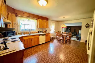 5705 Bel Air Dr, Coopersburg, PA 18036 - Photo 11