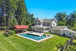 222 Bastian Ln, Allentown, PA 18104 - Photo 3