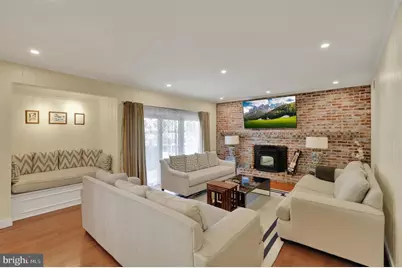 2210 Greenwood Road, Allentown, PA 18103 - Photo 5