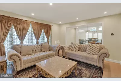 2210 Greenwood Road, Allentown, PA 18103 - Photo 19
