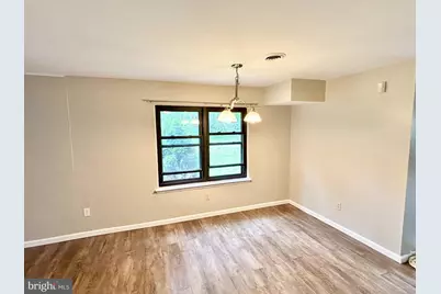 1726 Saratoga Court, Allentown, PA 18104 - Photo 5