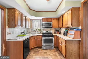 127 S 4th St, Coplay, PA 18037 - Photo 9