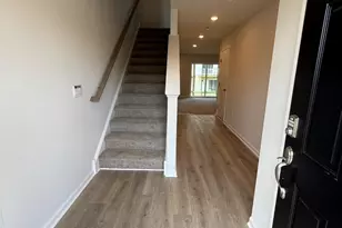8207 Brodie Ct, Breinigsville, PA 18031 - Photo 29