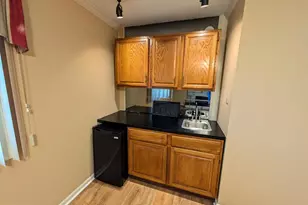 5634 Merion Ln, Macungie, PA 18062 - Photo 9