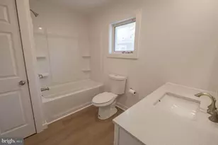 309 N 2nd St, Emmaus, PA 18049 - Photo 19