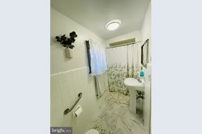 808 N Oswego Street, Allentown, PA 18109 - Photo 31
