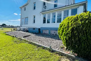 808 N Oswego St, Allentown, PA 18109 - Photo 3