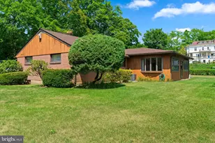 2619 W Greenleaf St, Allentown, PA 18104 - Photo 9