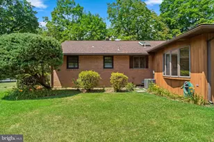 2619 W Greenleaf St, Allentown, PA 18104 - Photo 11