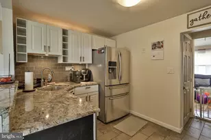 2310 E Woodlawn St, Allentown, PA 18109 - Photo 15