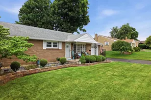 3132 S 6th Ave, Whitehall, PA 18052 - Photo 3