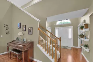 2184 Greenmeadow Dr, Macungie, PA 18062 - Photo 5
