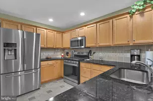 2184 Greenmeadow Dr, Macungie, PA 18062 - Photo 13