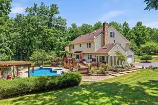 6470 Fawn Ln, Center Valley, PA 18034 - Photo 7
