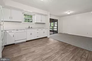 707 W State St, Coopersburg, PA 18036 - Photo 3
