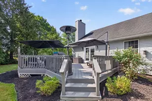 1665 Lamplighter Dr, Macungie, PA 18062 - Photo 9