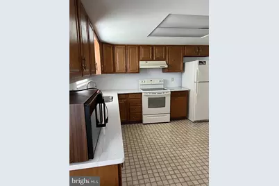 4258 Iroquois Street, Schnecksville, PA 18078 - Photo 11
