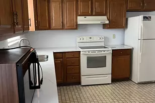 4258 Iroquois St, Schnecksville, PA 18078 - Photo 11