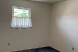 4258 Iroquois St, Schnecksville, PA 18078 - Photo 17