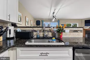 7073 Hunt Dr, Macungie, PA 18062 - Photo 13