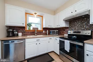 122 N 7th St, Emmaus, PA 18049 - Photo 13