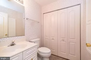 310 Oxford Pl, Macungie, PA 18062 - Photo 17