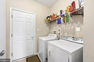 3139 Olympic Dr, Emmaus, PA 18049 - Photo 27