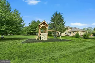 8018 Orchard View Ln, Fogelsville, PA 18051 - Photo 43