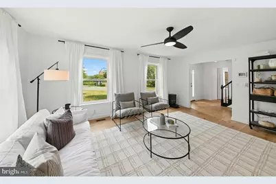 8018 Orchard View Lane, Fogelsville, PA 18051 - Photo 5