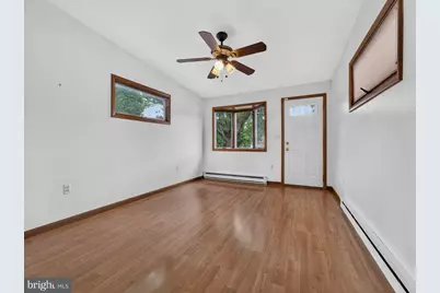 121 E Elm Street, Emmaus, PA 18049 - Photo 17