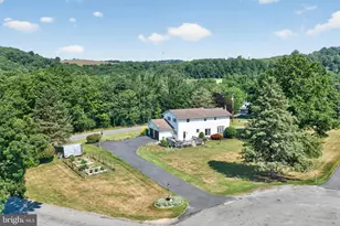 4124 Lawton Ct, Schnecksville, PA 18078 - Photo 13