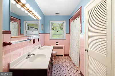 2705 W Chew Street, Allentown, PA 18104 - Photo 21