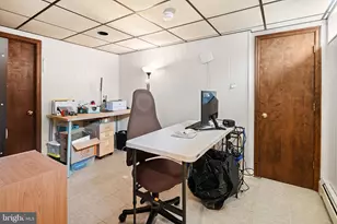 2705 W Chew St, Allentown, PA 18104 - Photo 33