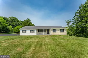 1401 Flint Hill Rd, Coopersburg, PA 18036 - Photo 3