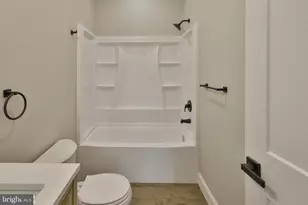 2212 Skyline Dr, Slatington, PA 18080 - Photo 93