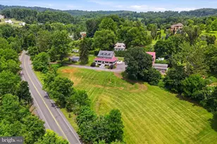 7701 Chestnut St, Zionsville, PA 18092 - Photo 5