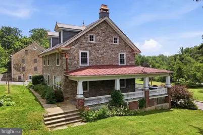 7701 Chestnut Street, Zionsville, PA 18092 - Photo 9