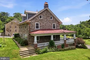 7701 Chestnut St, Zionsville, PA 18092 - Photo 9